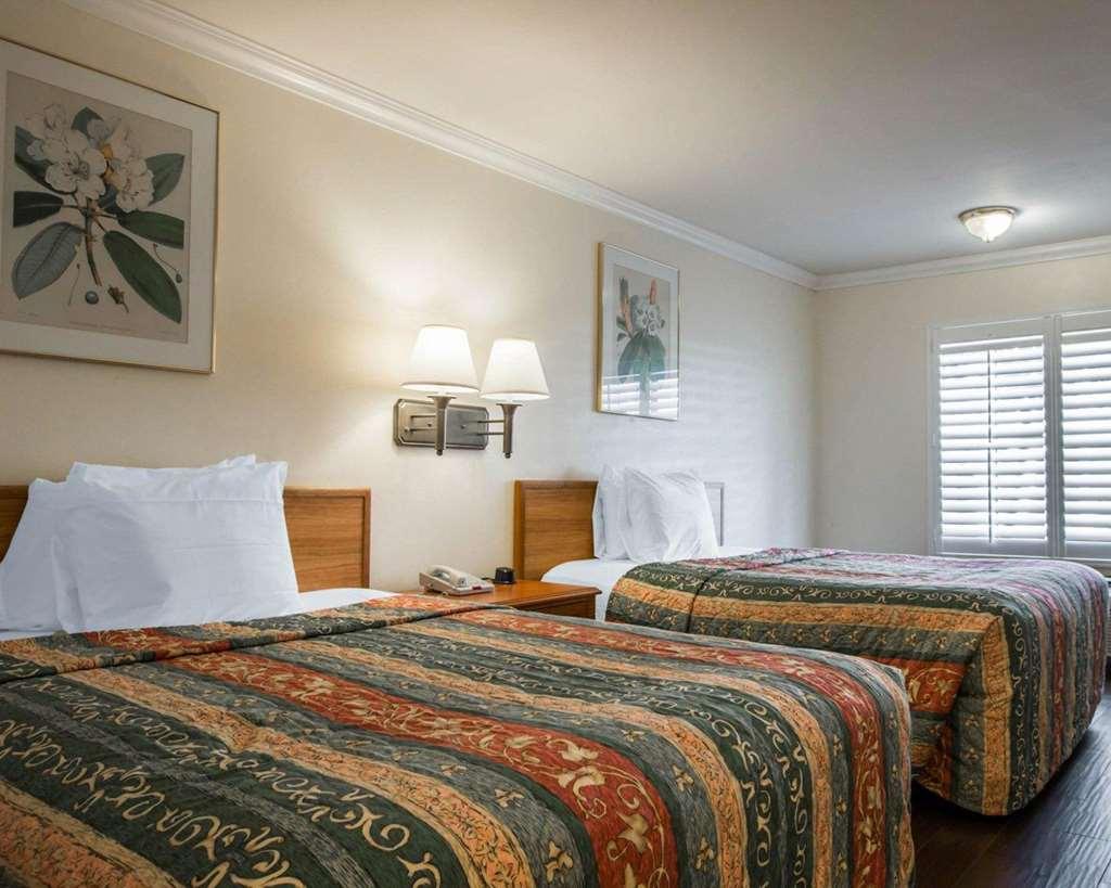 Econo Lodge Морено-Валлі Номер фото