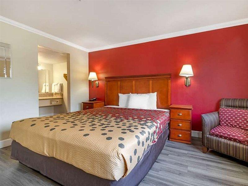 Econo Lodge Морено-Валлі Екстер'єр фото